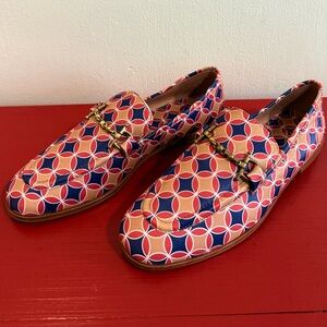 Boden Multicolor Coral Navy Pink Patterned Leather Loafers